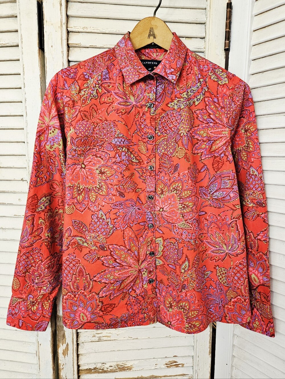 Lands' End 100% Supima Cotton No Iron Button Down Shirt Pineapple Print 4 Petite